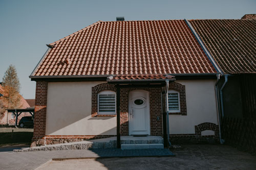 Gartenweg der Villa Gänseblümchen