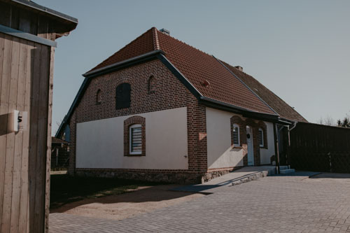 Blick in den Garten der Villa Gänseblümchen
